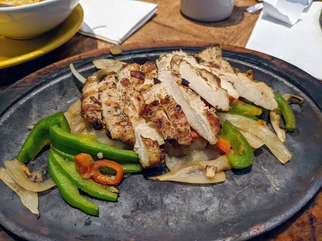 On The Border Mexican Grill & Cantina | restaurant | 1770 Camino De La Reina, San Diego, CA 92108, USA | 6192093700 OR +1 619-209-3700