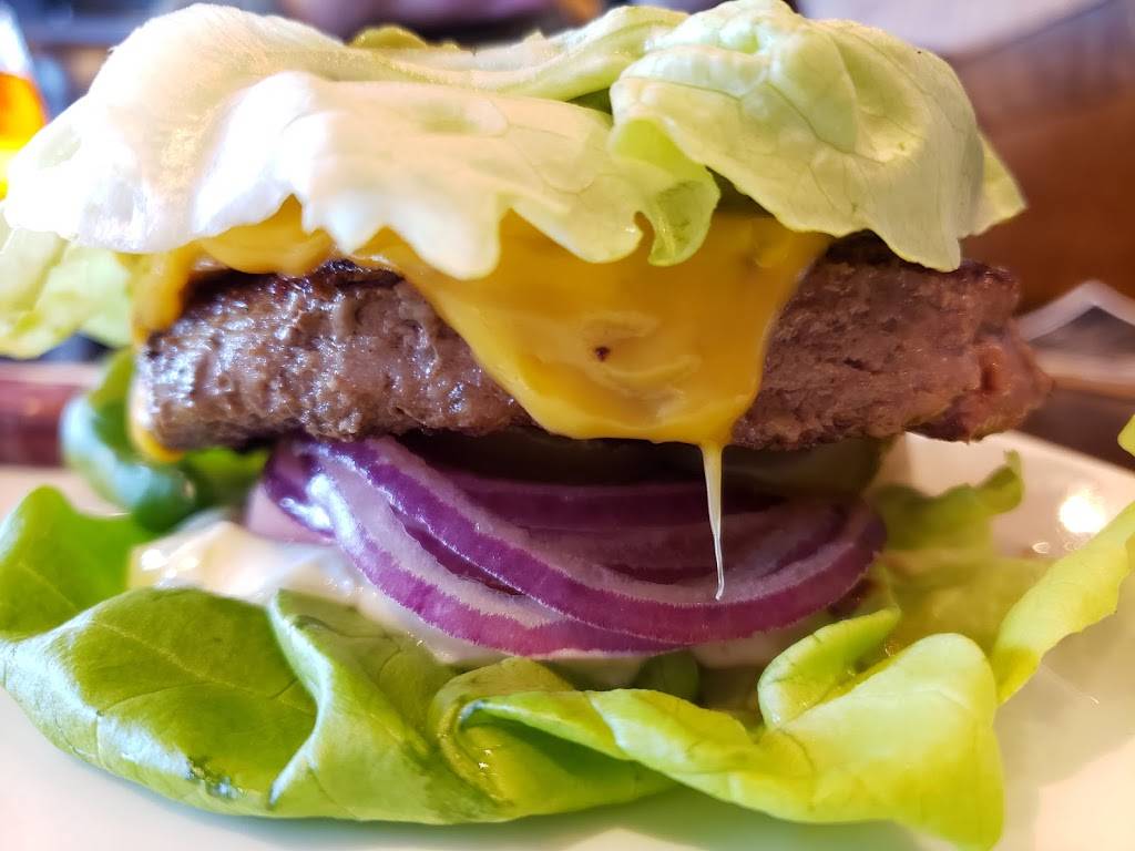 Burgerhaus - Schererville | restaurant | 813 W Lincoln Hwy suite b, Schererville, IN 46375, USA | 2192278442 OR +1 219-227-8442