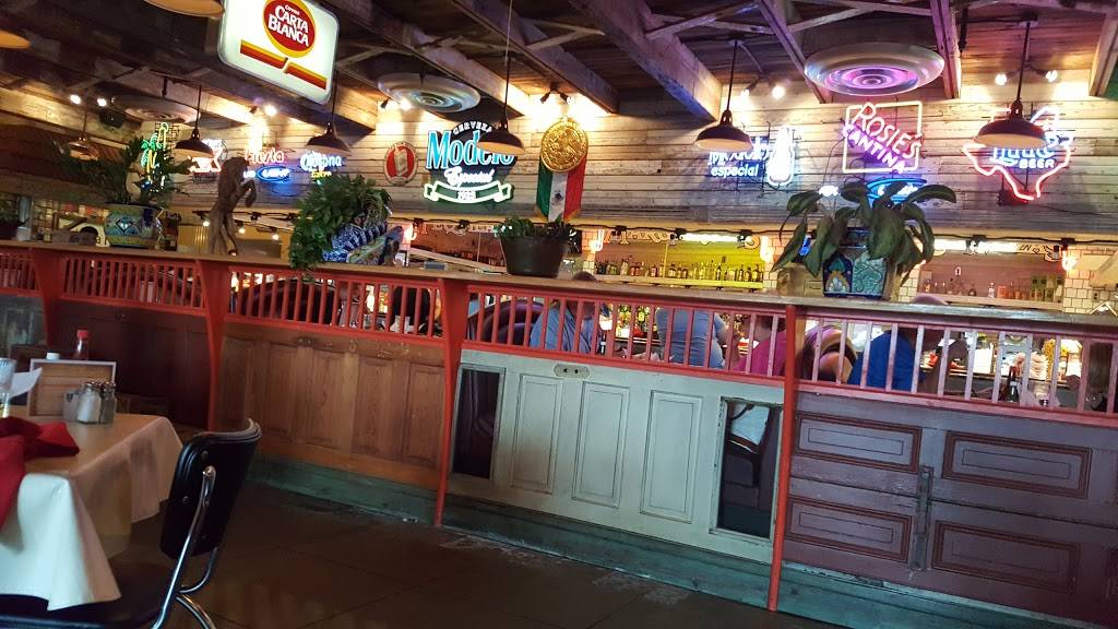 Rosies Mexican Cantina | restaurant | 6196 University Dr NW, Huntsville, AL 35806, USA | 2569221001 OR +1 256-922-1001