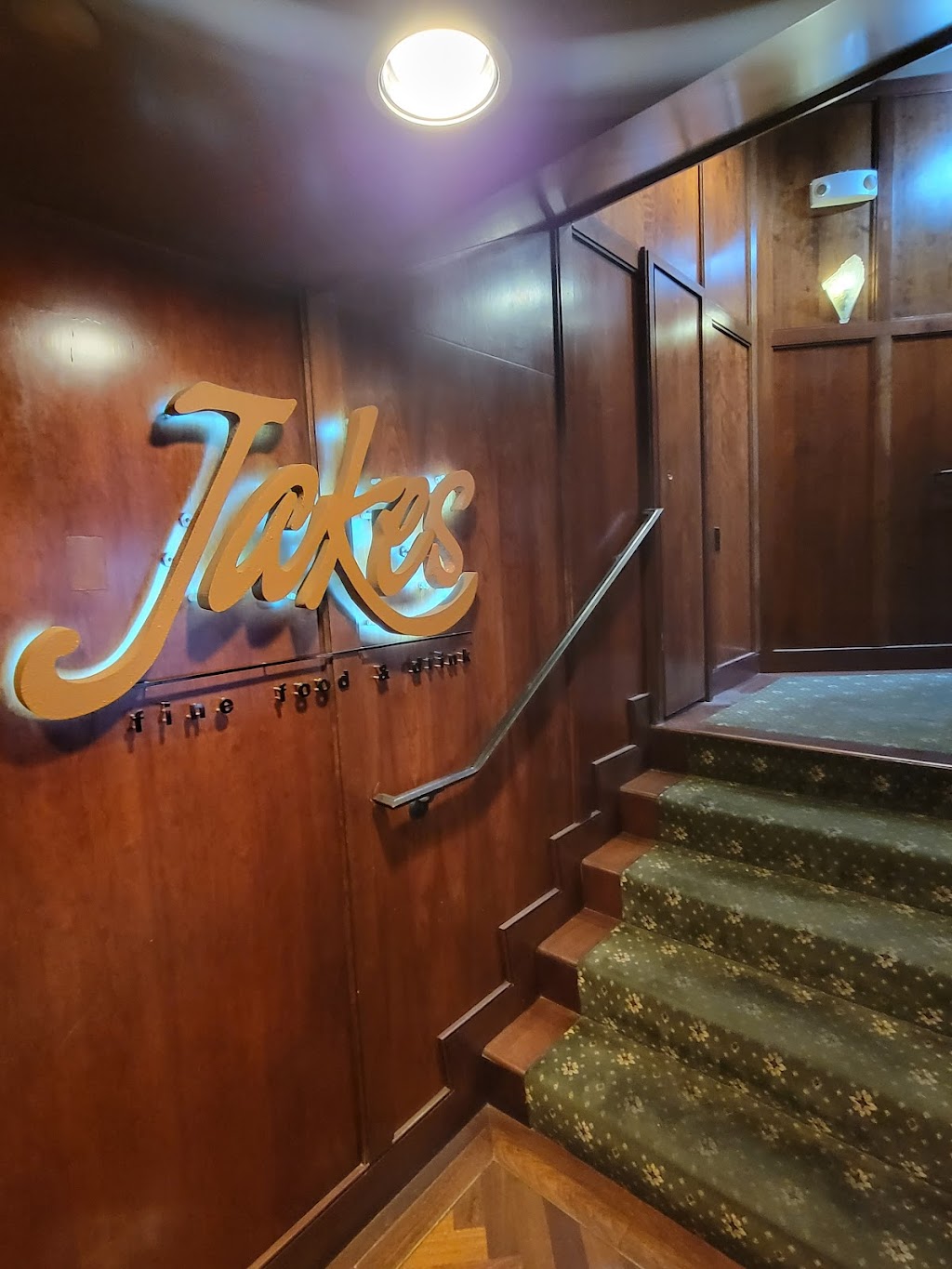 Jakes Fine Dining | restaurant | 677 Main St, Deadwood, SD 57732, USA | 6055781555 OR +1 605-578-1555