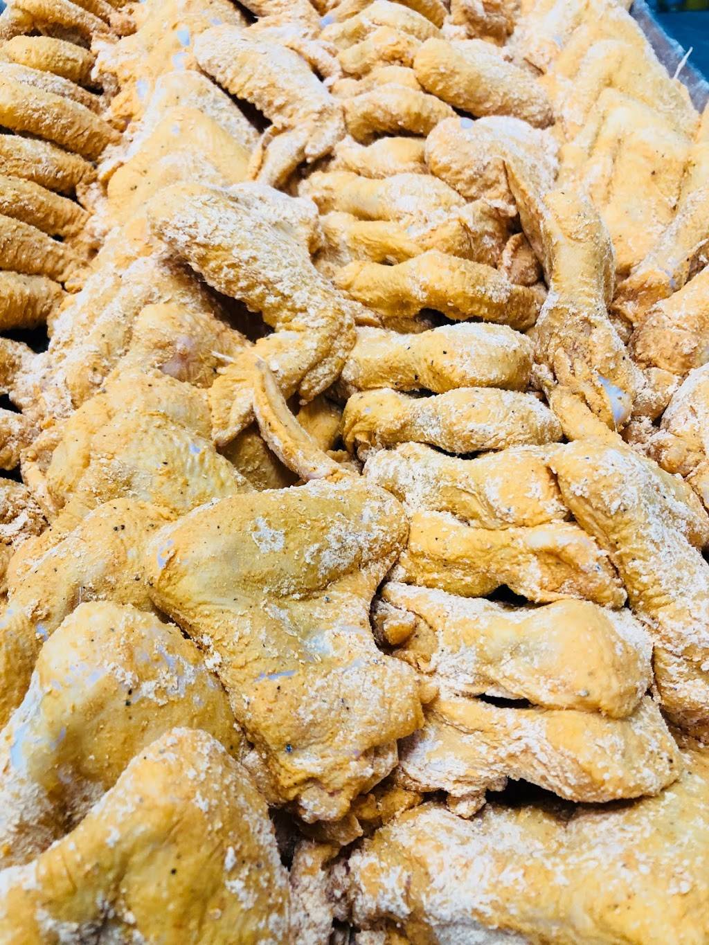 Linden Fried Chicken | restaurant | 2596 Linden Blvd, Brooklyn, NY 11208, USA | 7182720315 OR +1 718-272-0315