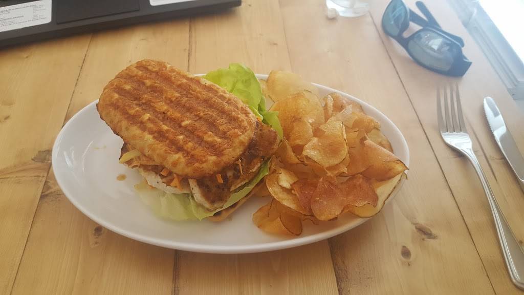 Nutwood | restaurant | 132 Ave B SW, Winter Haven, FL 33880, USA | 8632297770 OR +1 863-229-7770