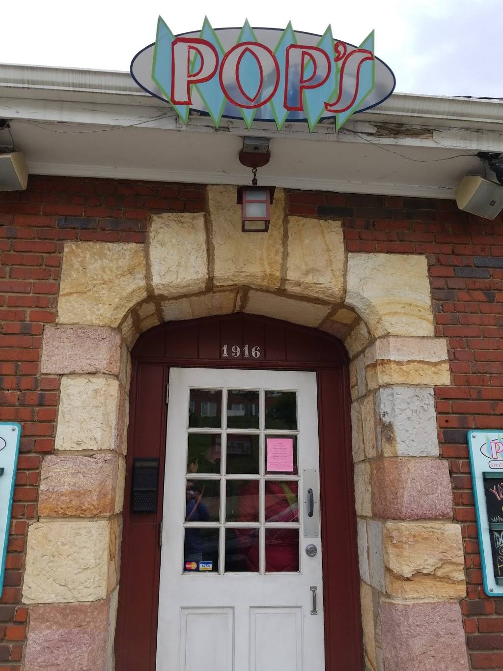 Pops Ice Cream | cafe | 1916 Memorial Ave SW, Roanoke, VA 24015, USA | 5403452129 OR +1 540-345-2129
