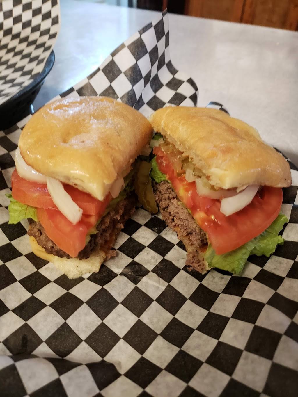 Old Magnolia Bar & Grill | restaurant | 41902 FM 1774, Magnolia, TX 77354, USA | 2812598061 OR +1 281-259-8061