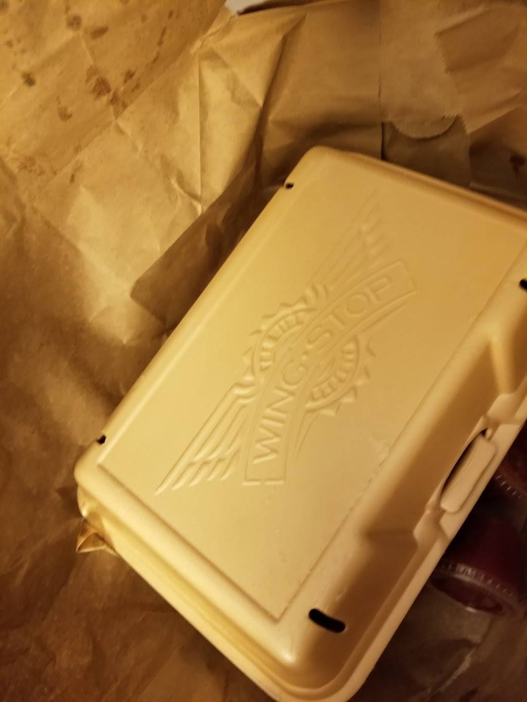 Wingstop | restaurant | 12 E Harrison St, Chicago, IL 60605, USA | 3123869464 OR +1 312-386-9464