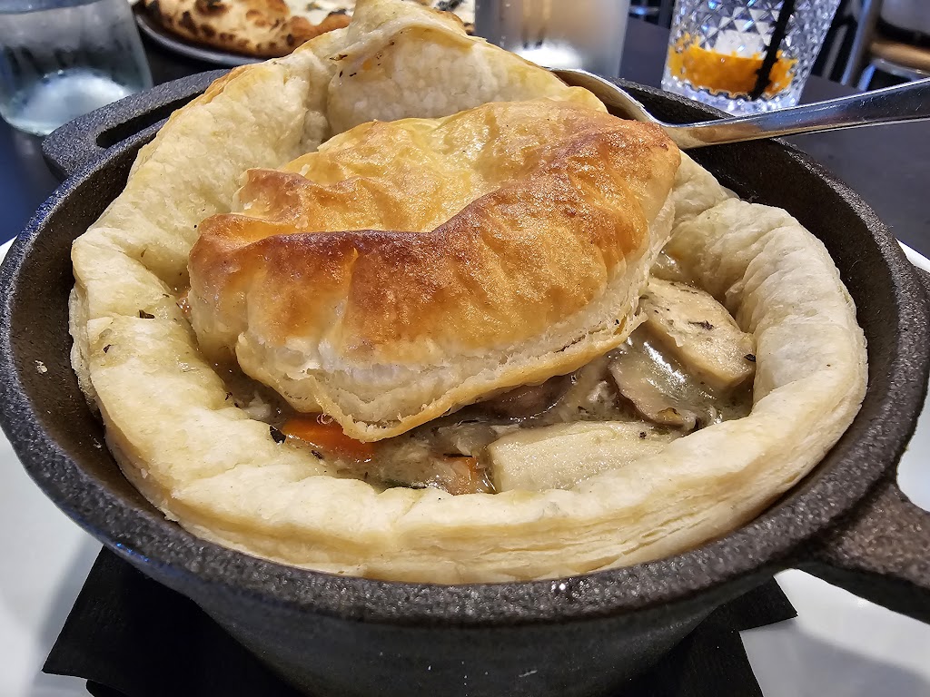 Wild Rabbit Pies & Pints | restaurant | 314 Bridge St, New Cumberland, PA 17070, USA | 2233227178 OR +1 223-322-7178