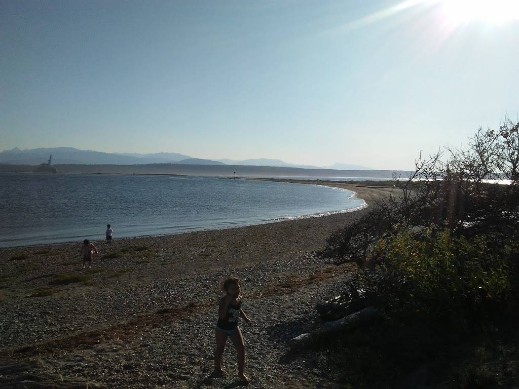 Beachcomber Cafe at Fort Flagler | restaurant | 1321 Flagler Campground Rd, Nordland, WA 98358, USA | 3603857637 OR +1 360-385-7637