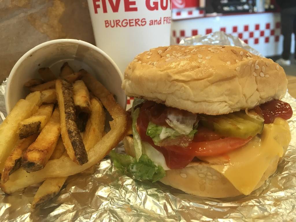 Five Guys | meal takeaway | 223 Old Country Rd, Carle Place, NY 11514, USA | 5164939330 OR +1 516-493-9330