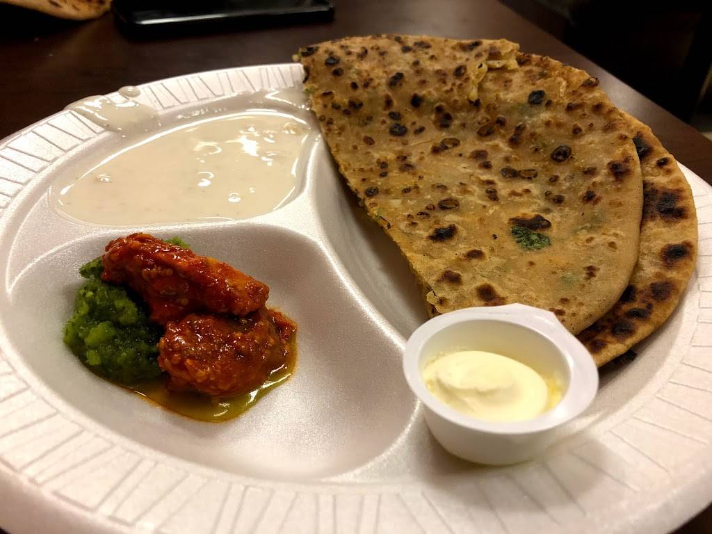 Indo-Canadian Food Hut | restaurant | 373 Steeles Ave W, Brampton, ON L6Y 0P8, Canada | 9058744715 OR +1 905-874-4715