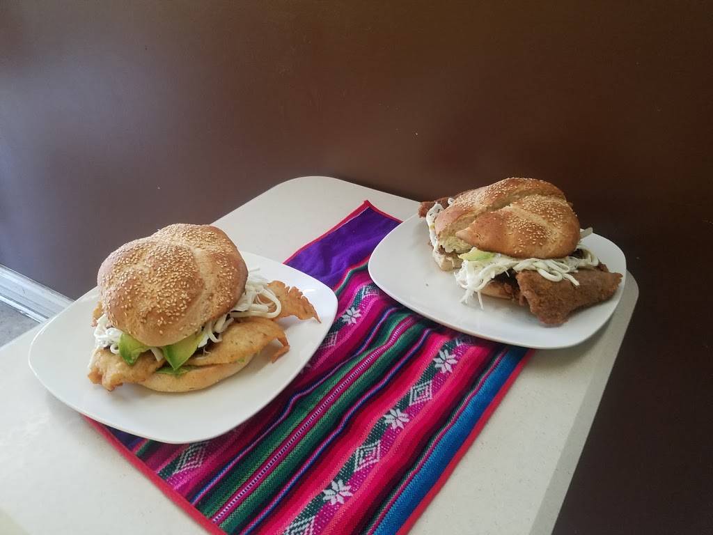 Antojos poblanos El Carmen | restaurant | 603 W Lake St, Maywood, IL 60153, USA | 7083975560 OR +1 708-397-5560