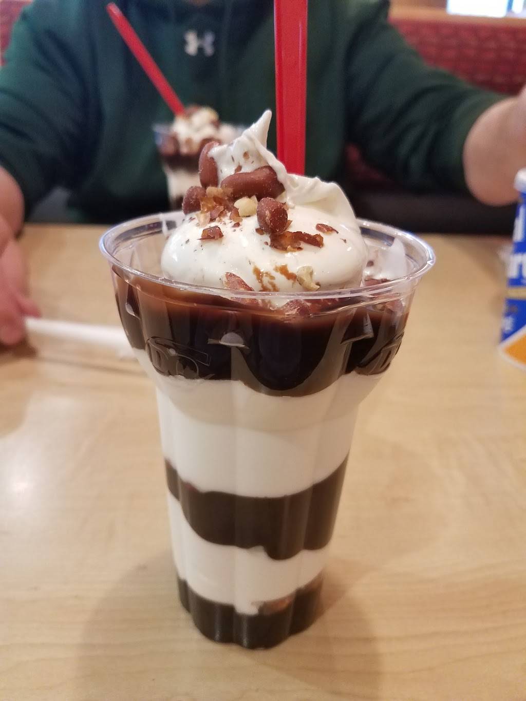 Dairy Queen Grill & Chill | restaurant | 611 Lilly Rd SE, Olympia, WA 98501, USA | 3604136901 OR +1 360-413-6901