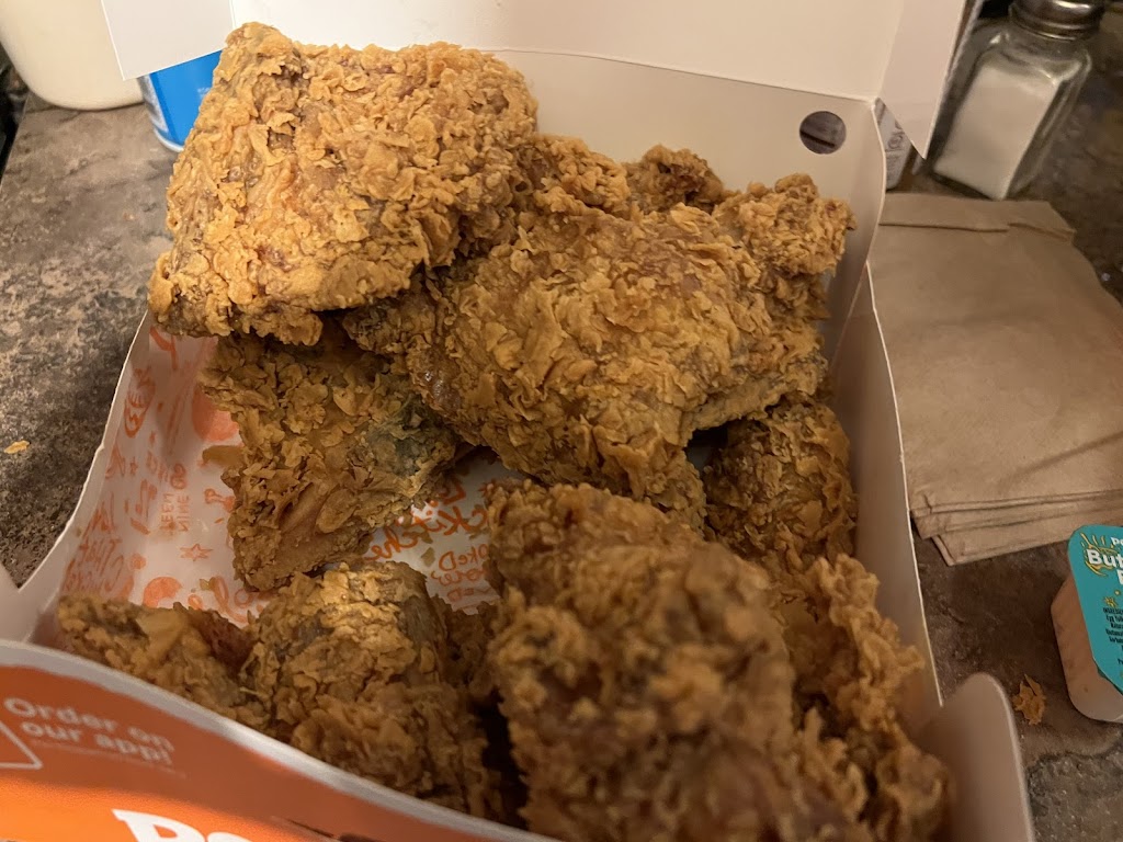 Popeyes | restaurant | 1745 Oakland Ave, Indiana, PA 15701, USA | 7244712456 OR +1 724-471-2456