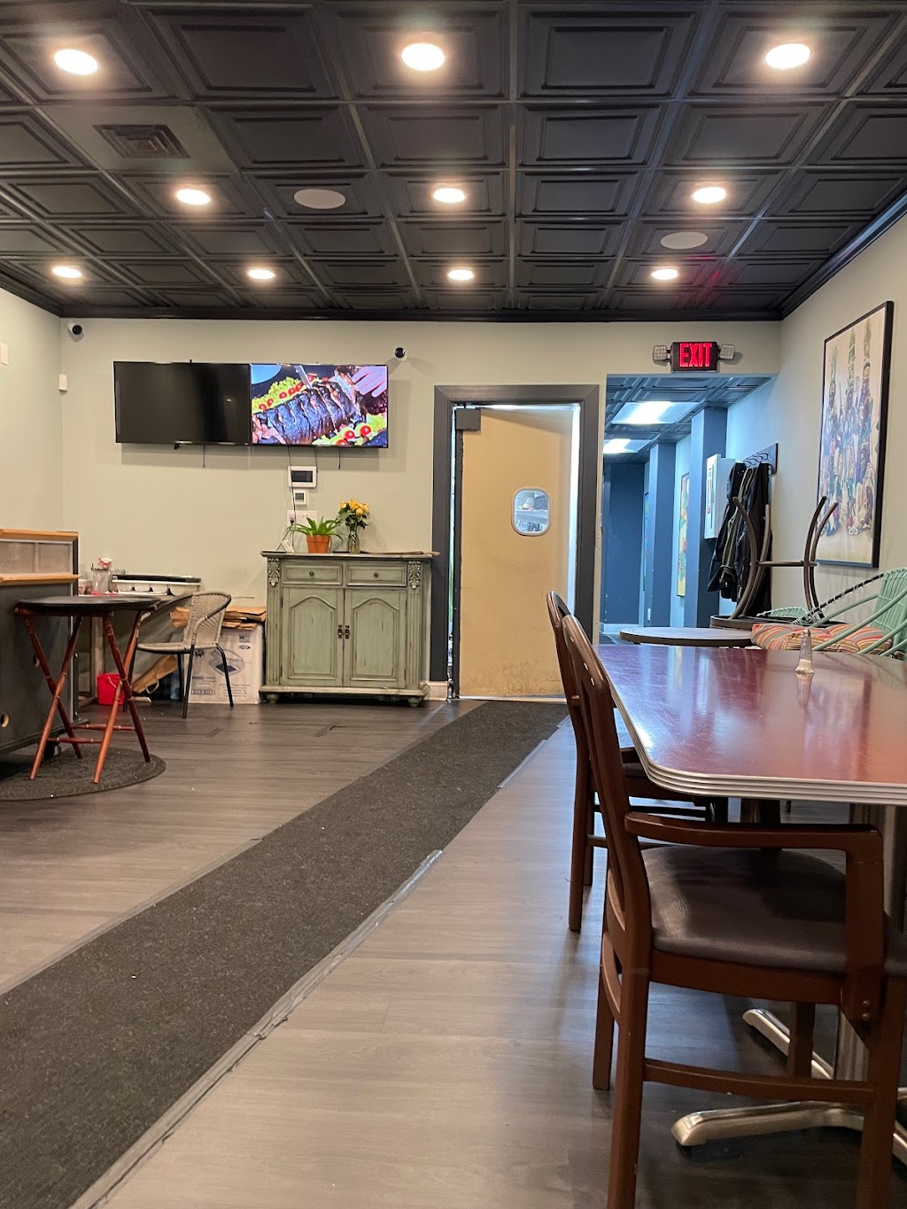 Guavaberry Dominican Restaurant | restaurant | 8417 Georgia Ave, Silver Spring, MD 20910, USA | 3013261923 OR +1 301-326-1923