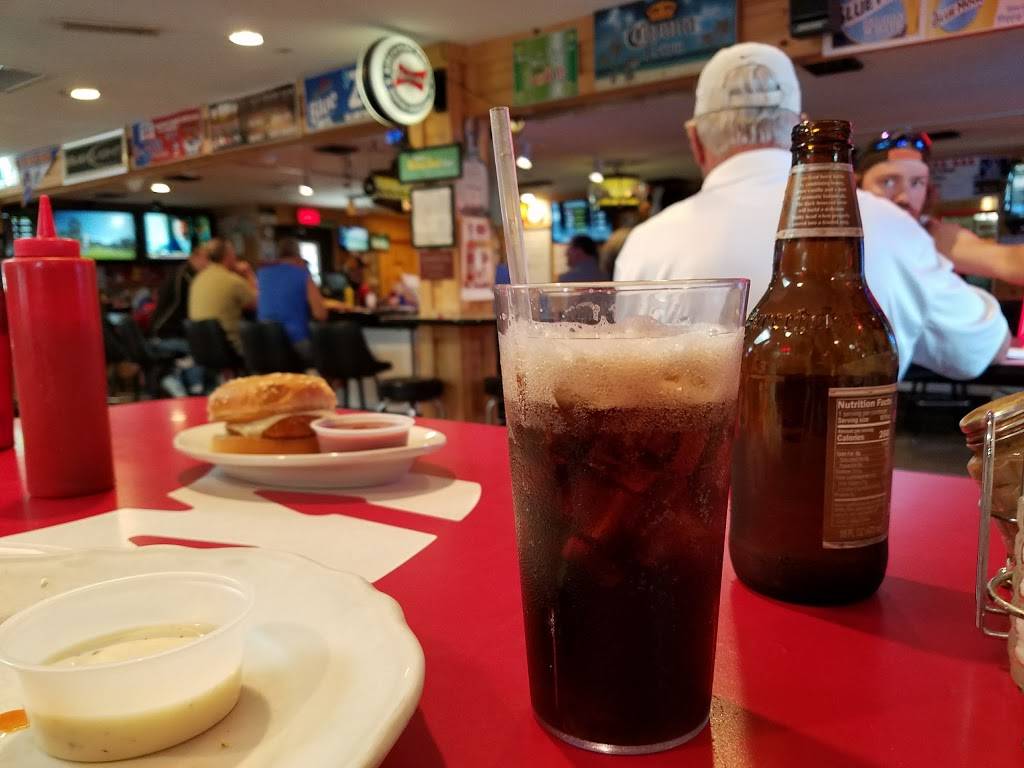 Pauls Neighborhood Bar | restaurant | 2401 Parmenter St, Middleton, WI 53562, USA | 6088277285 OR +1 608-827-7285