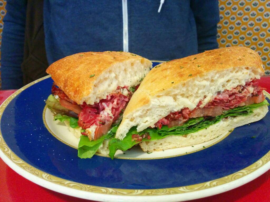 Little Rooster Café | cafe | 4645 Main St, Manchester Center, VT 05255, USA | 8023623496 OR +1 802-362-3496