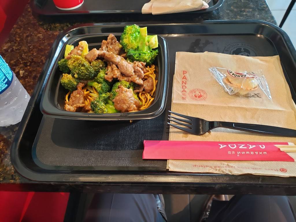 Panda Express | restaurant | SHOPPES, 7352 W 135th St, Overland Park, KS 66224, USA | 9138149686 OR +1 913-814-9686
