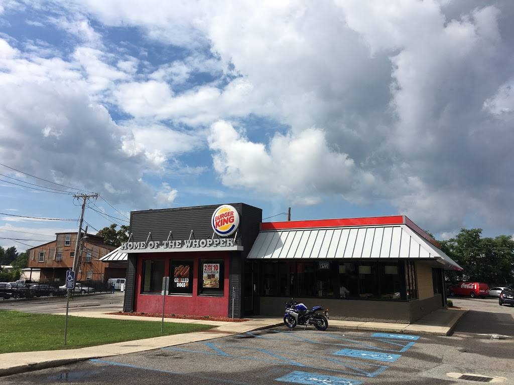 Burger King | restaurant | 679 Concord Ave, Cambridge, MA 02138, USA | 6173542375 OR +1 617-354-2375