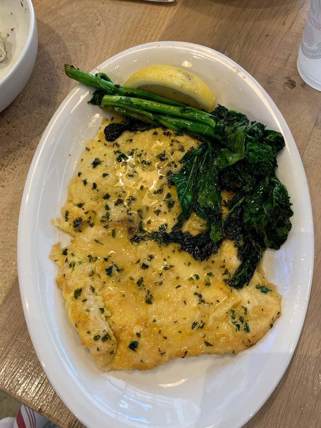 Gios Chicken Siciliana | restaurant | 900 Battery Ave SE, Atlanta, GA 30339, USA | 6788372446 OR +1 678-837-2446