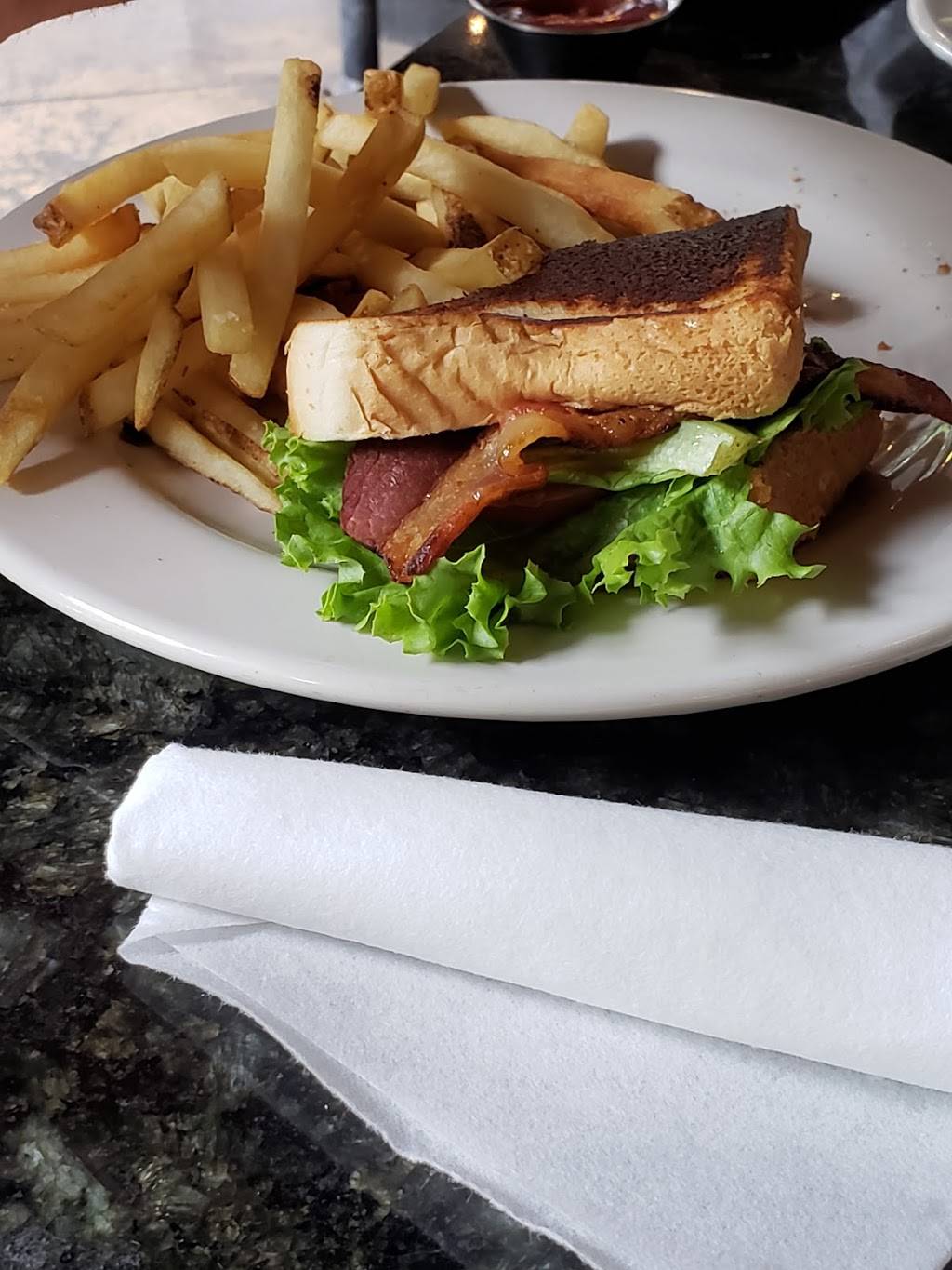 Trinity Pub | restaurant | 8953 Princeton Glendale Rd, West Chester Township, OH 45069, USA | 5138745200 OR +1 513-874-5200