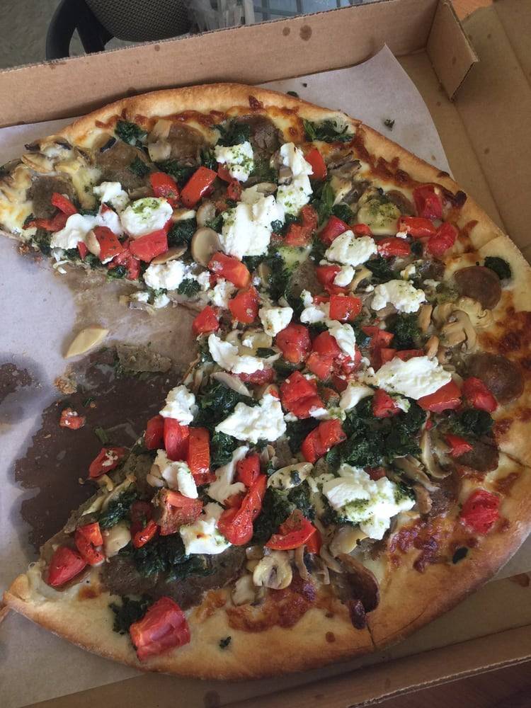 Grandpas Pizza | restaurant | 27030 Old 41 Rd, Bonita Springs, FL 34135, USA | 2399927119 OR +1 239-992-7119