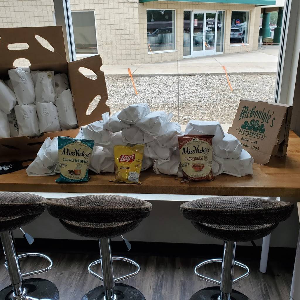 McGonigles Market Deli Pizza | restaurant | 1583 Capital Ave NE, Battle Creek, MI 49017, USA | 2693393774 OR +1 269-339-3774