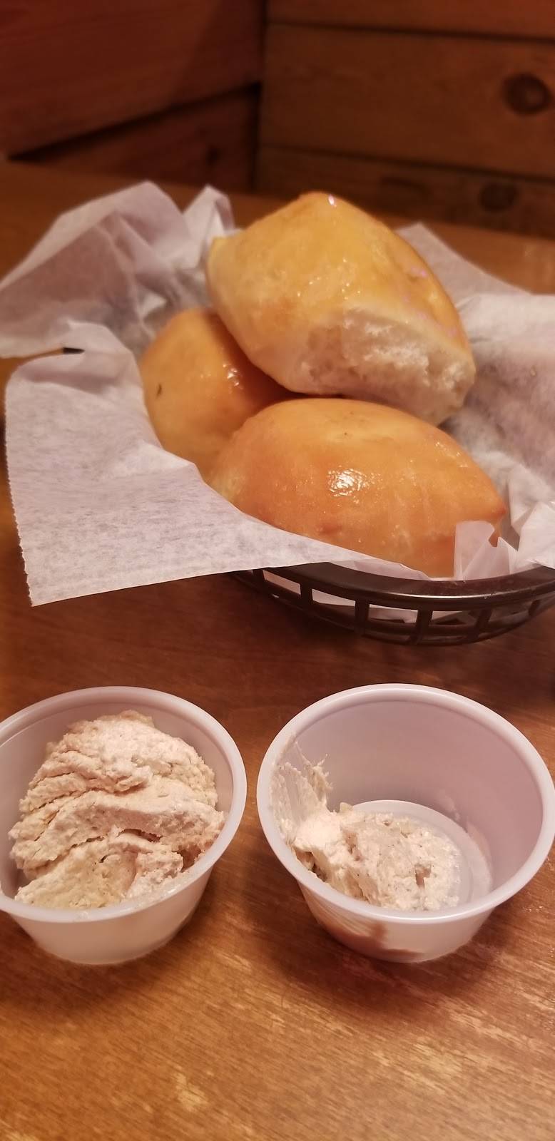 Texas Roadhouse | restaurant | 6025 Pinnacle Pkwy, Covington, LA 70433, USA | 9858678008 OR +1 985-867-8008