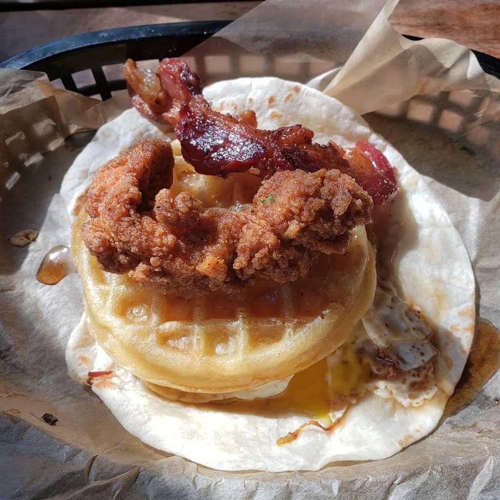 Torchys Tacos | restaurant | 1008 W McDermott Dr #600, Allen, TX 75013, USA | 2143838226 OR +1 214-383-8226