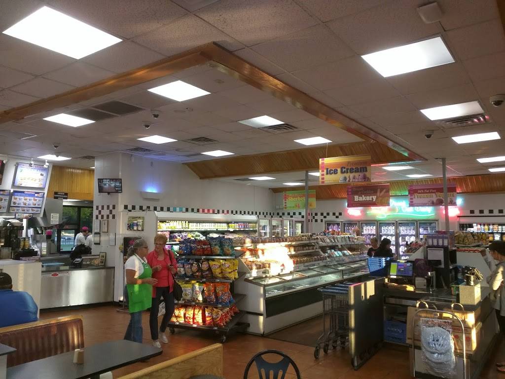 Braums Ice Cream & Burger Restaurant | restaurant | 410 W 3rd St, Grove, OK 74344, USA | 9187861037 OR +1 918-786-1037