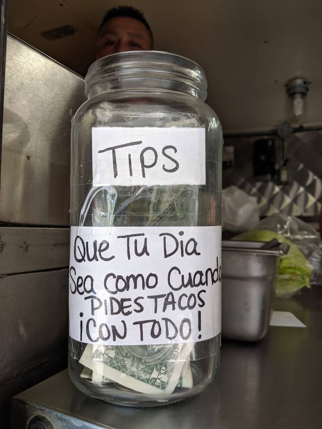 Taco La Papa | restaurant | 1111 E 14th St, Des Moines, IA 50316, USA | 5157102582 OR +1 515-710-2582