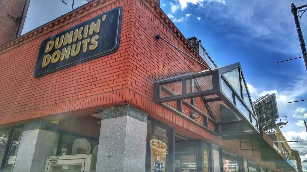 Dunkin | bakery | 106 Cambridge St, Boston, MA 02114, USA | 6175234463 OR +1 617-523-4463