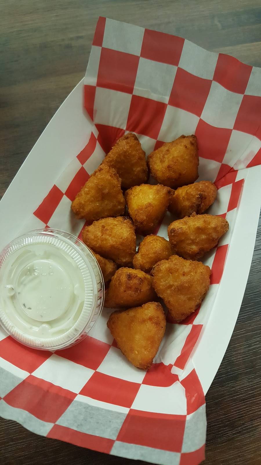 Blueprint Burgers And Melts | restaurant | 3001 White Bear Ave, Maplewood, MN 55109, USA | 6517482985 OR +1 651-748-2985