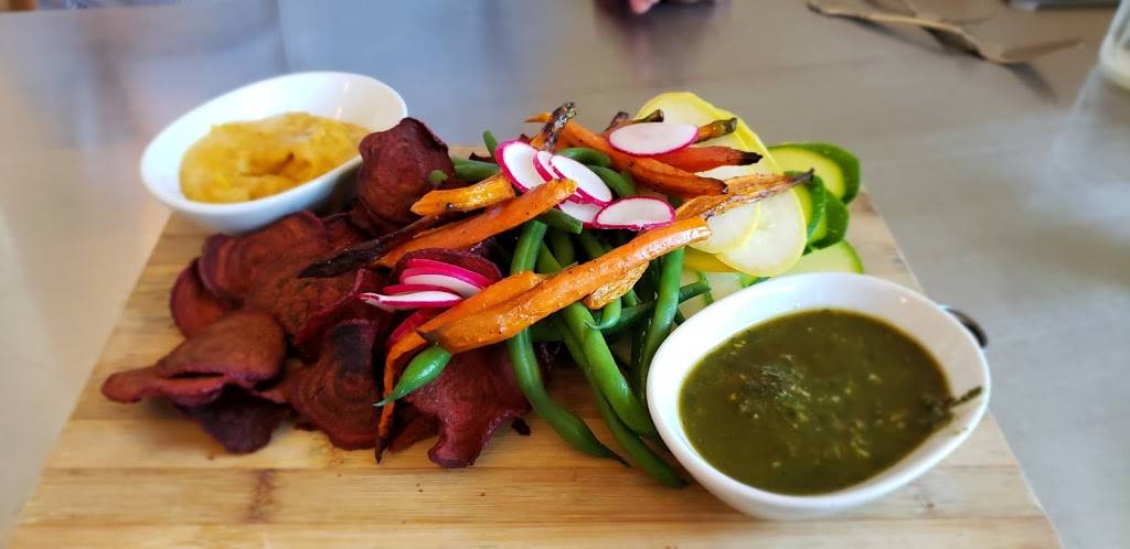 Public House Restaurant | restaurant | 1110 Market St, Chattanooga, TN 37402, USA | 4232663366 OR +1 423-266-3366