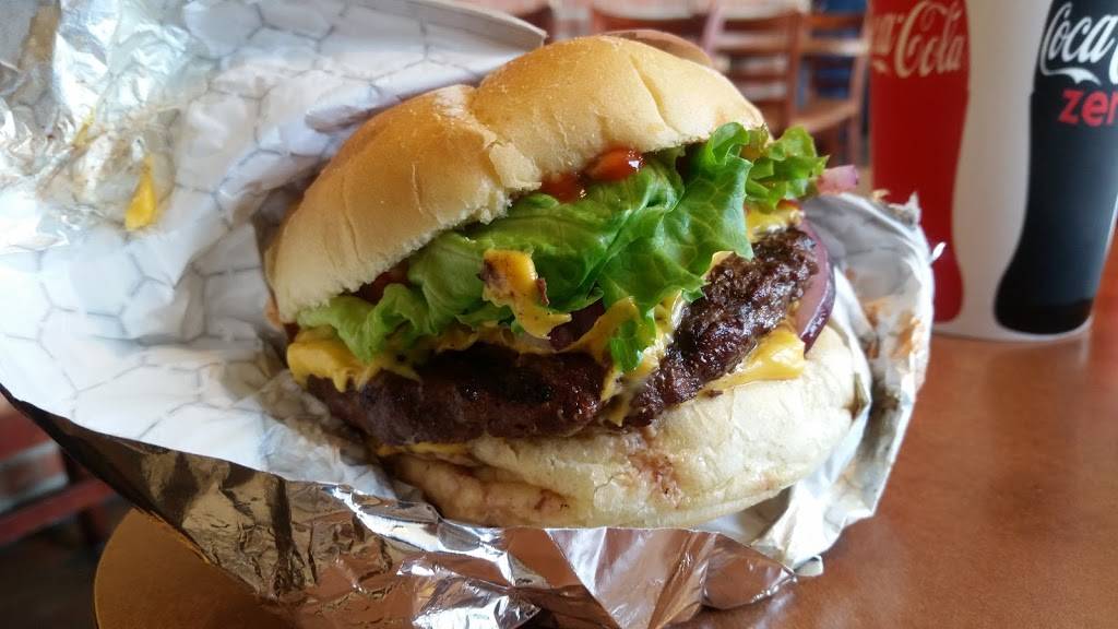 Burger Bite | restaurant | 616 Hempstead Turnpike, West Hempstead, NY 11552, USA | 5162923777 OR +1 516-292-3777