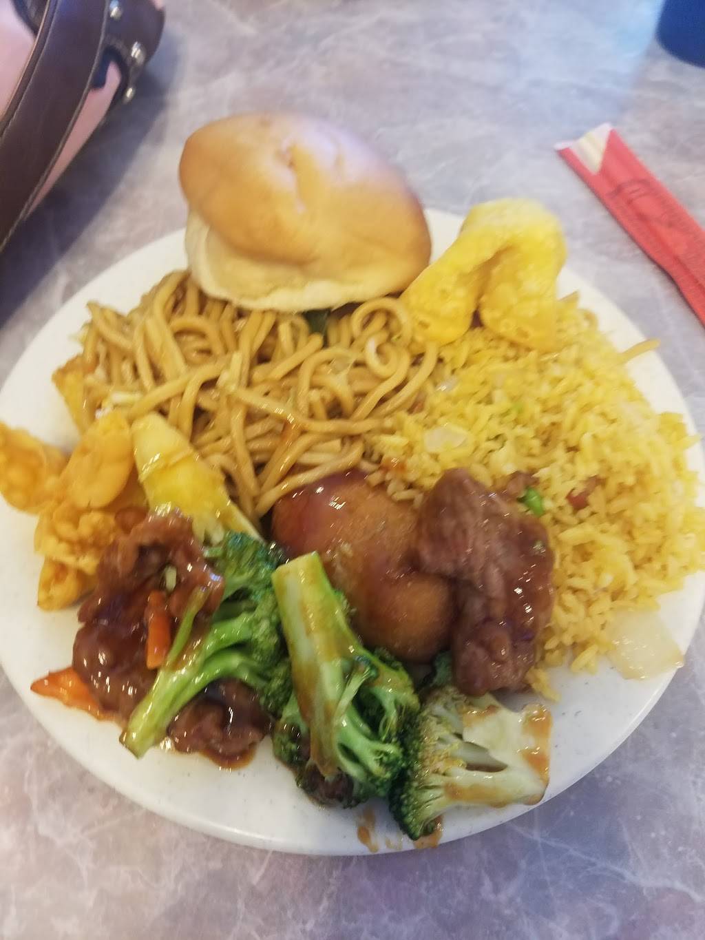 Great China Buffet | restaurant | 532 W 30th St, Connersville, IN 47331, USA | 7658278888 OR +1 765-827-8888