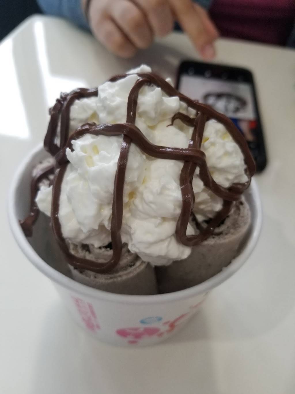 Fro Roll | restaurant | 89-25 Queens Blvd, Elmhurst, NY 11373, USA | 7188038908 OR +1 718-803-8908