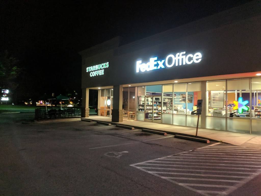 Starbucks | cafe | 2475 N Franklin St, Christiansburg, VA 24073, USA | 5403814574 OR +1 540-381-4574