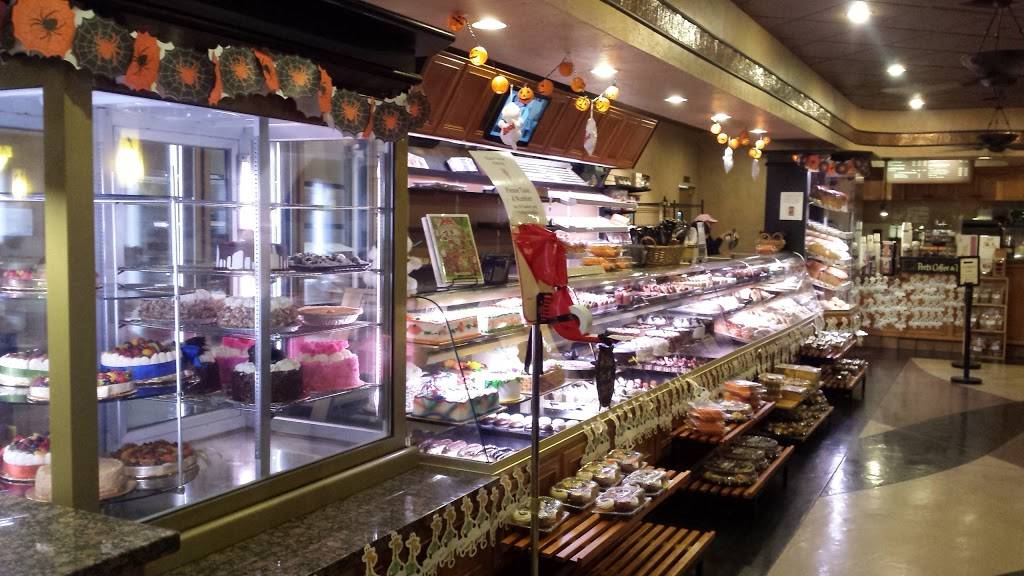 Eddies Bakery Cafe | bakery | 7089 N Cedar Ave, Fresno, CA 93720, USA | 5593230900 OR +1 559-323-0900