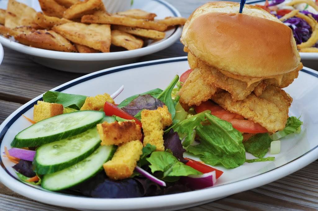 Marina Grill | restaurant | 18 Harnett St, Wilmington, NC 28401, USA | 9107697974 OR +1 910-769-7974