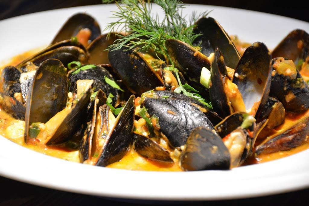 Brasserie Le Manoir Pointe-Claire | restaurant | 600 Boul Saint-Jean, Pointe-Claire, QC H9R 3J9, Canada | 5146952071 OR +1 514-695-2071