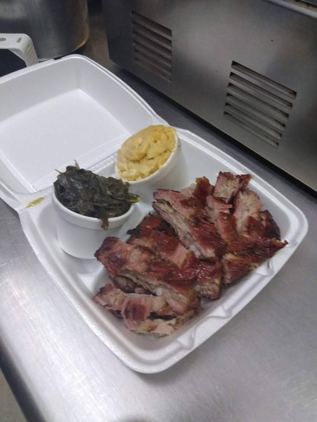 Bar-B-Q Heaven | restaurant | 877 30th Street, Indianapolis, IN 46205, USA | 3179256311 OR +1 317-925-6311