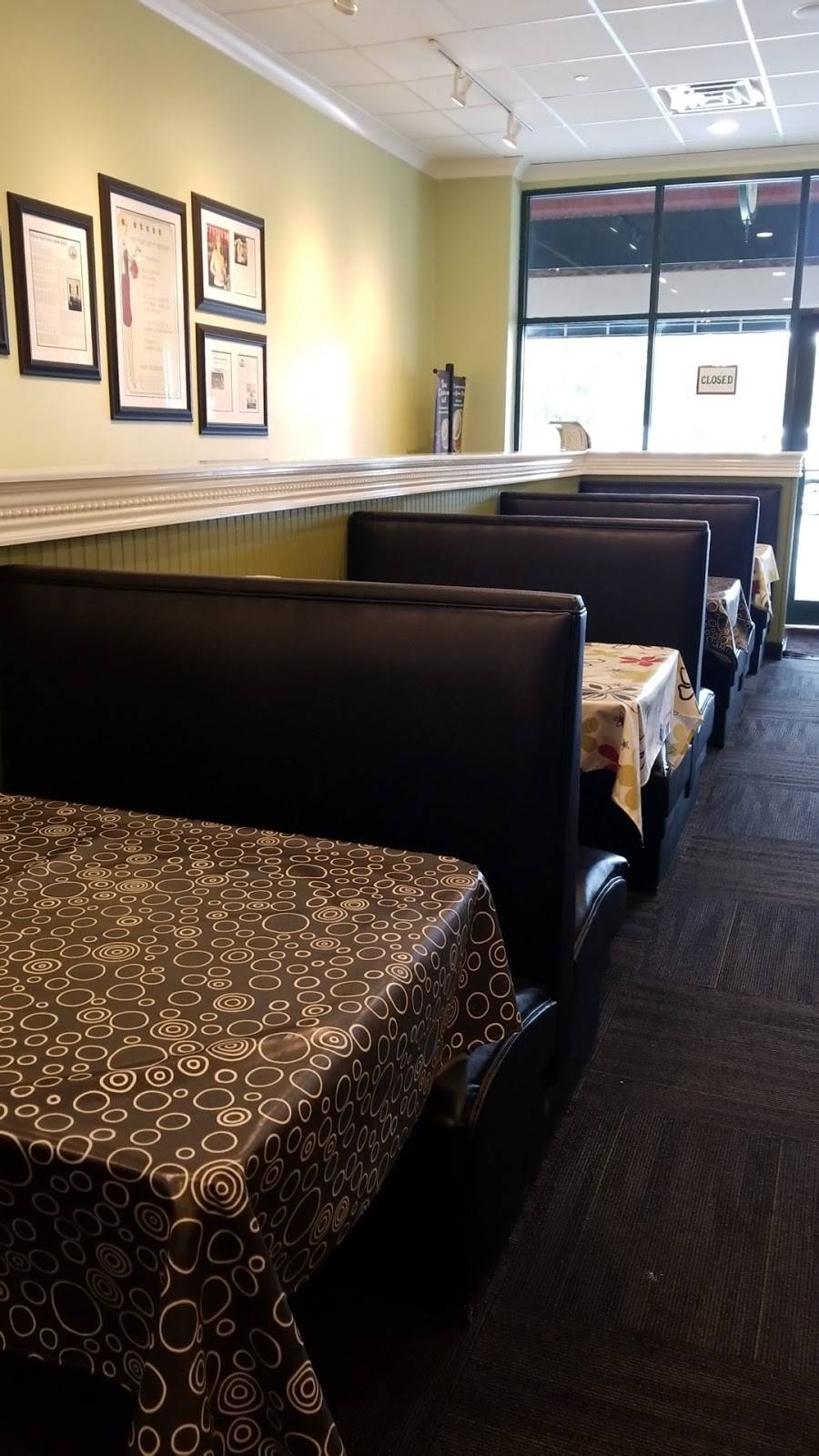 Chicken Salad Chick | restaurant | WESTBURY SQUARE SHOPPING CENTER, 975 Airport Rd SW #1, Huntsville, AL 35802, USA | 2564149930 OR +1 256-414-9930