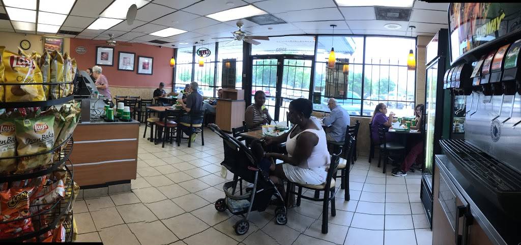 Subway Restaurants | restaurant | 3352 East T C Jester, # F4, Houston, TX 77018, USA | 7136886467 OR +1 713-688-6467