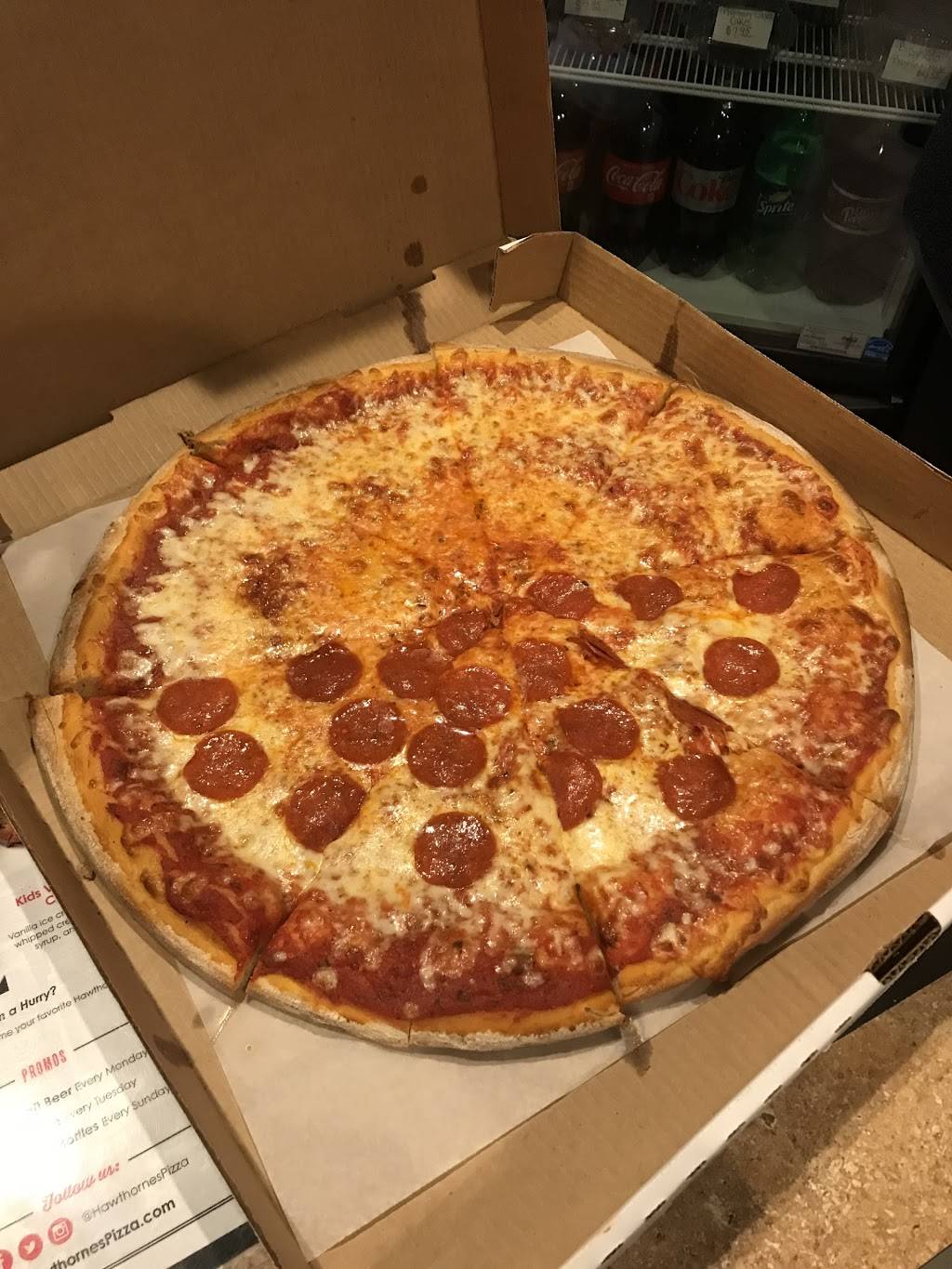 Hawthornes New York Pizza and Bar Meridian Place | restaurant | 6215 Old Post Rd Suite 101, Charlotte, NC 28212, USA | 9804741797 OR +1 980-474-1797