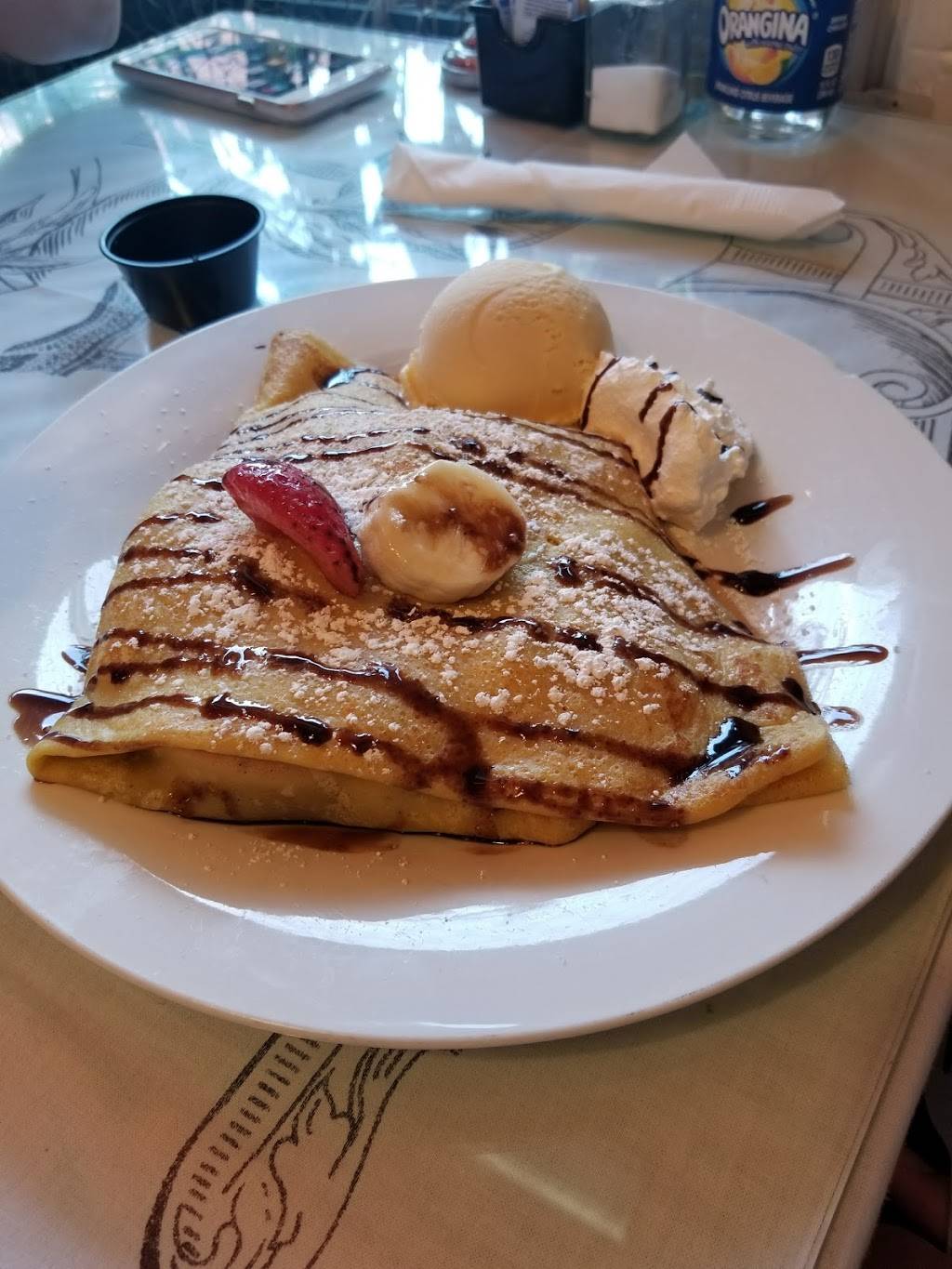 Crepes De Paris | restaurant | 84 S Fair Oaks Ave, Pasadena, CA 91105, USA | 6266663908 OR +1 626-666-3908