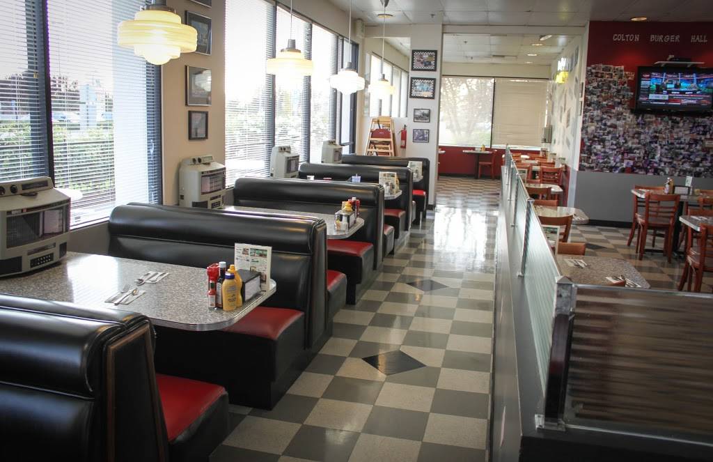 The Original Mikes Diner | restaurant | 9139 E Stockton Blvd, Elk Grove, CA 95624, USA | 9166868488 OR +1 916-686-8488