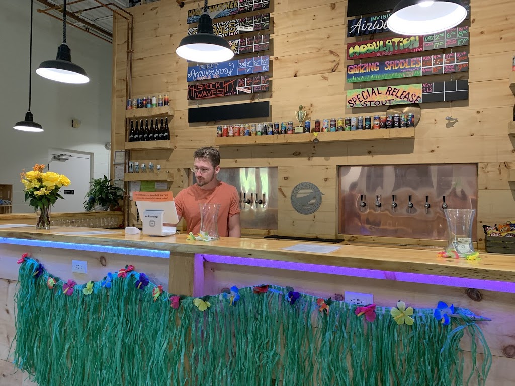 Stellwagen Beer Company | restaurant | 100 Enterprise Dr, Marshfield, MA 02050, USA | 7815368472 OR +1 781-536-8472