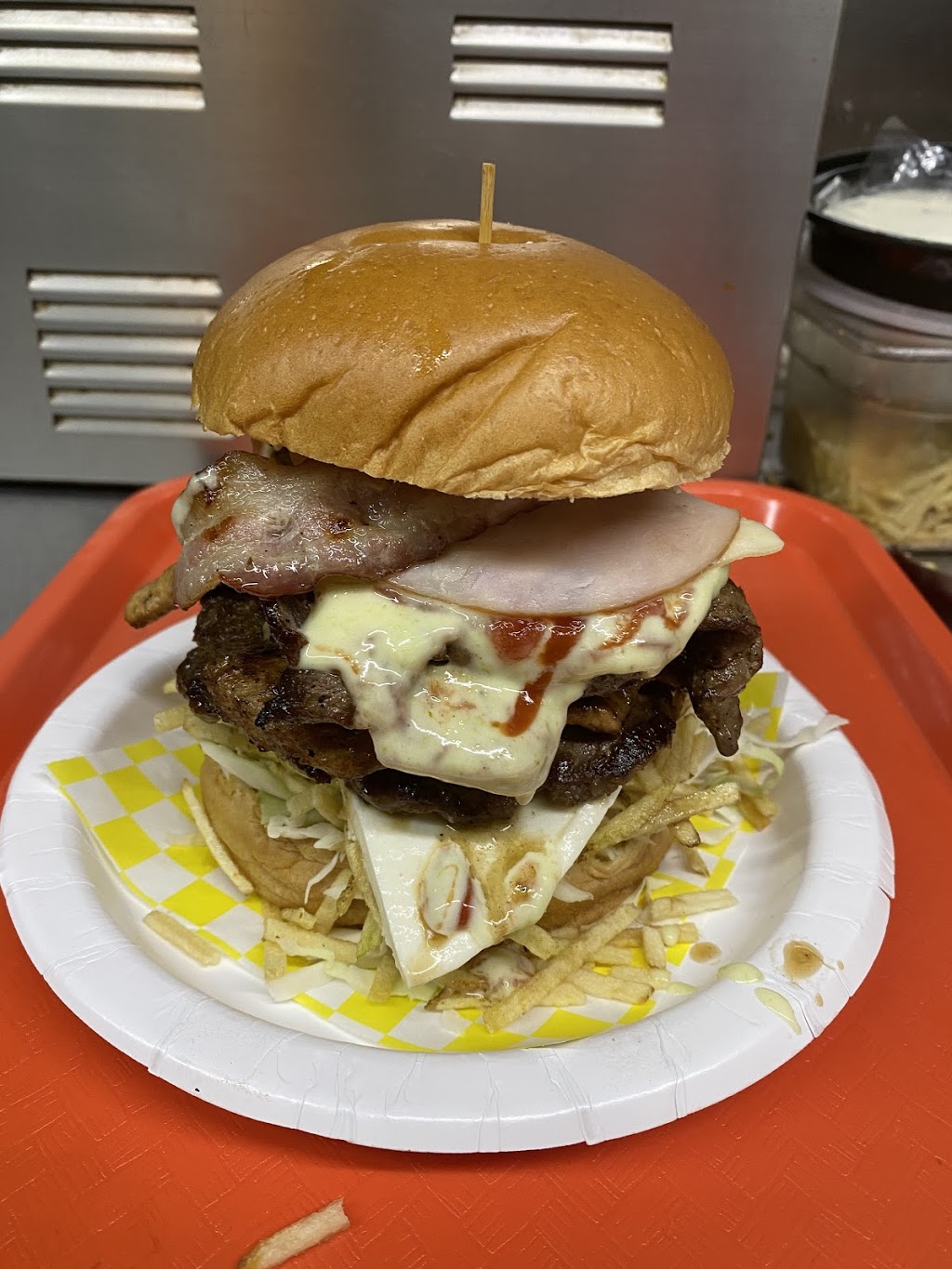 Big Tatos Express Grill | restaurant | 8300 NW 74th St, Medley, FL 33166, USA | 7862526784 OR +1 786-252-6784