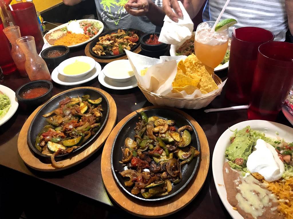 El Nopal Mexican Cuisine | restaurant | 3330 W Jonathan Moore Pike, Columbus, IN 47201, USA | 8123148991 OR +1 812-314-8991