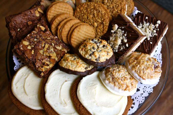 Two Wild Seeds Baking Company | bakery | 1814, 320 W Main St, St. Charles, IL 60174, USA | 6307975350 OR +1 630-797-5350