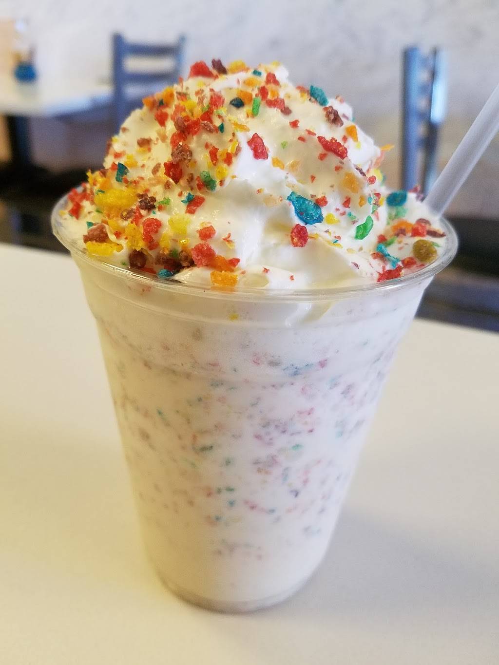 Castaway Cafe | restaurant | Cinema Lobby, 1708-A Montauk Hwy, Mastic, NY 11950, USA | 6316573198 OR +1 631-657-3198